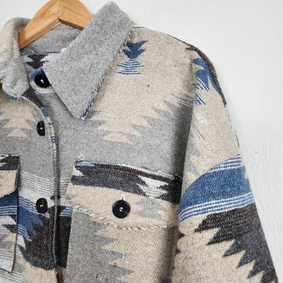 NWT La Miel Aztec Grey Blue Frayed Distressed Oversized Shacket Jacket L - Picture 5 of 12